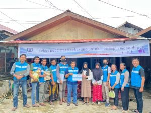 Tim Sahabat Yaga Yinde Kaltim Berikan Bantuan Pendidikan Kepada Anak Kurang Mampu