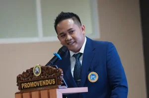 Hendro Puspito Raih Gelar Doktor dengan Predikat Cumlaude di Universitas Airlangga Surabaya